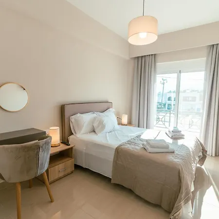 Designer 100sqm, Wood & Marble , 5min To Sea * Platánion