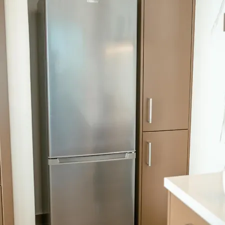 Designer 100sqm, Wood & Marble , 5min To Sea Apartment Platanion